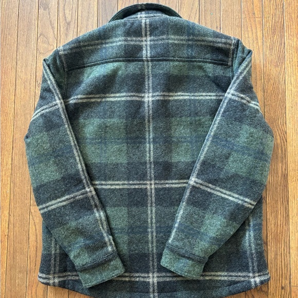 Filson Men's Sherpa-Lined Wool Shirt Jacket - Green Plaid - Picture 2 of 6